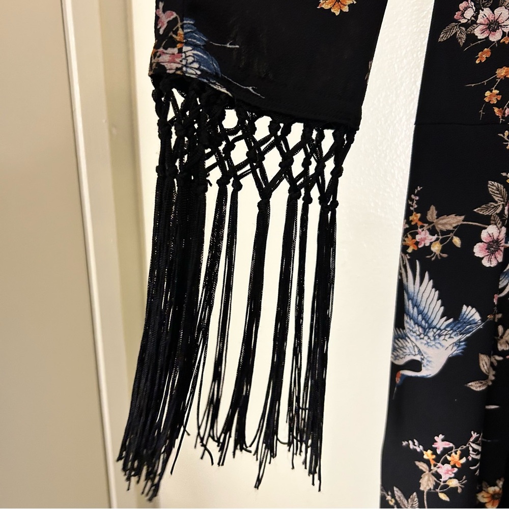 Jennafer Grace Crane Floral Duster with Fringe - Picture 7 of 10